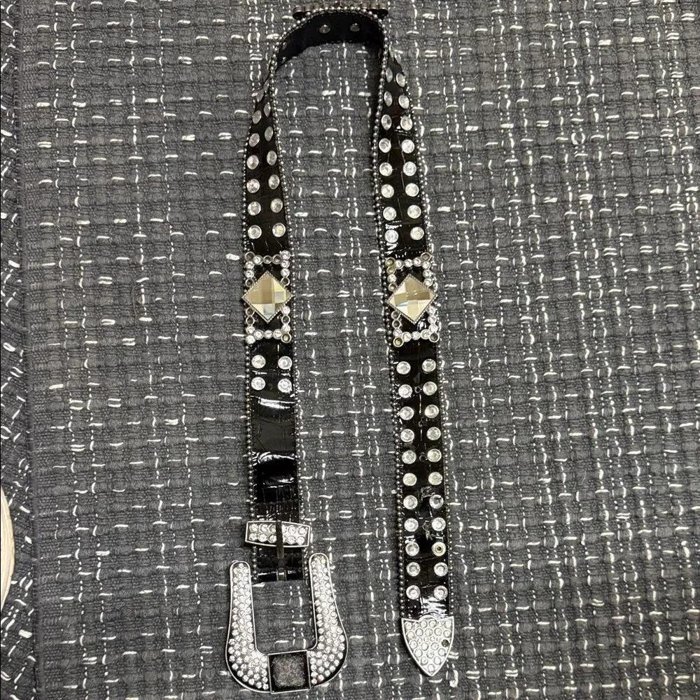 Black Crystal-Studded Women’s Belt with Rhinestone Buckle